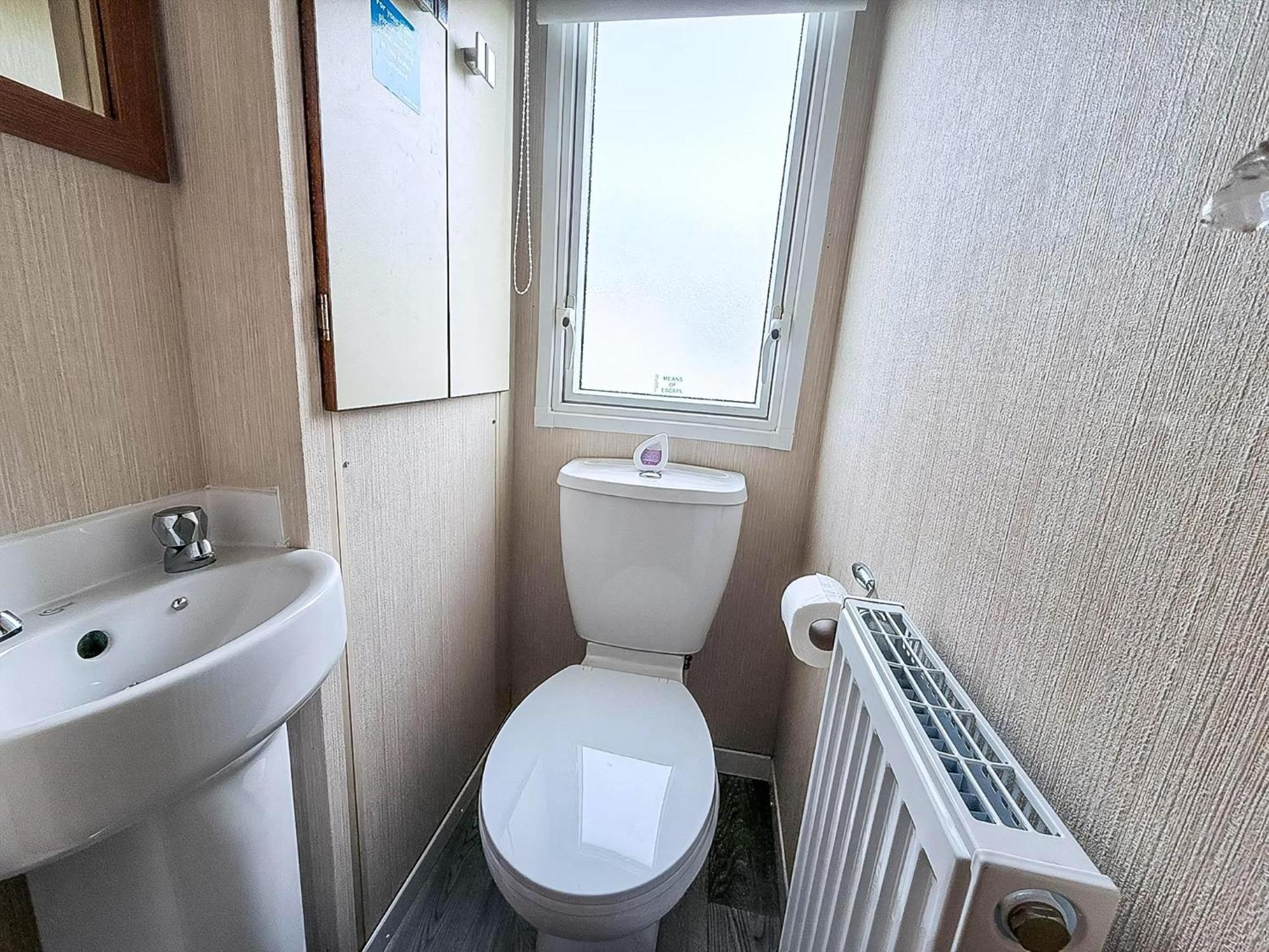 Lovely 8 Berth Caravan At Sunnydale In Lincolnshire Ref 35239S Louth  Exterior photo